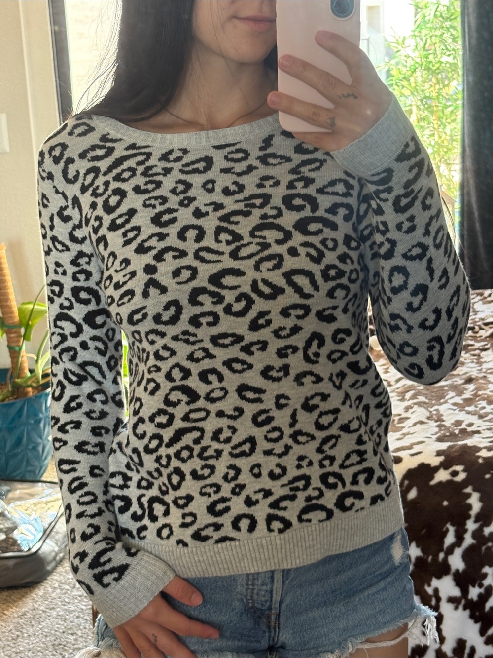 croft & barrow Black and Gray Leopard Crewneck Sweater